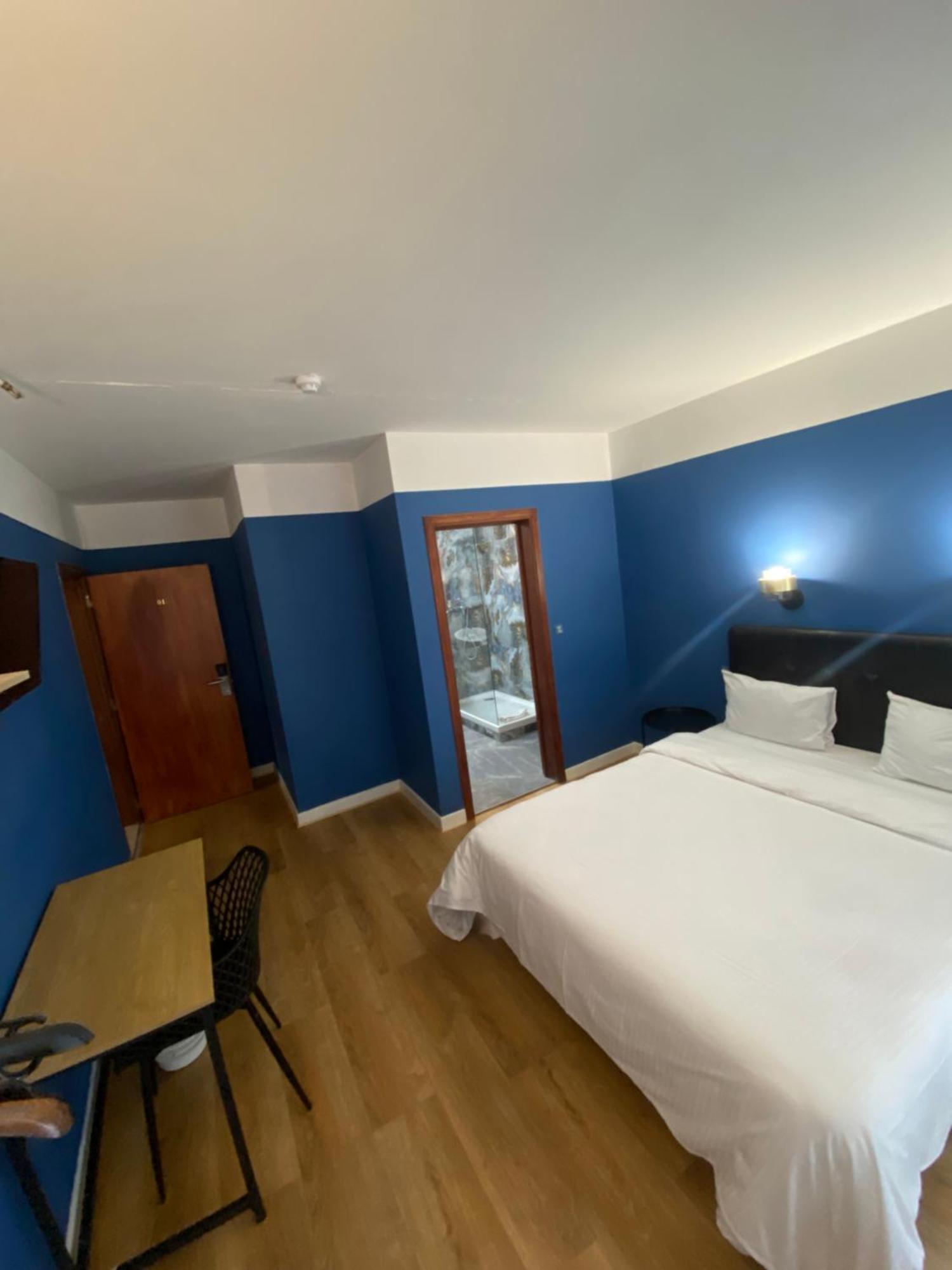 Windsor Hotel 2*